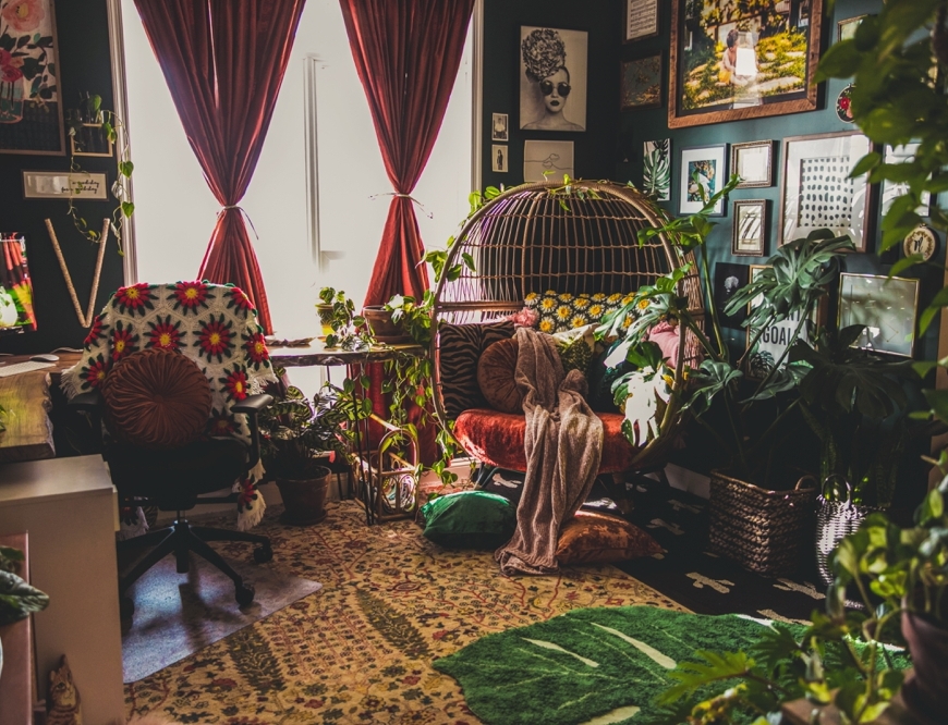 Bohemian style stoner girl bedroom via HeyHelloHigh